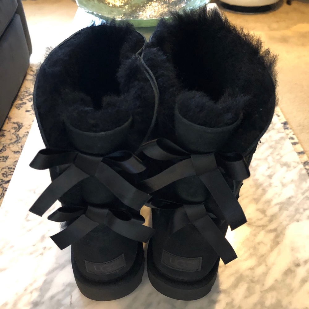 New UGG Women's Bailey Bow II Boots, Black, Sz 10